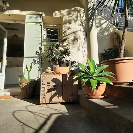 Privat bolig Les Bois Flottes . De La Verne